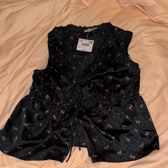 American eagle 🦅 Black Sleeveless Top with Bow Pattern open front - Picture 11 of 13